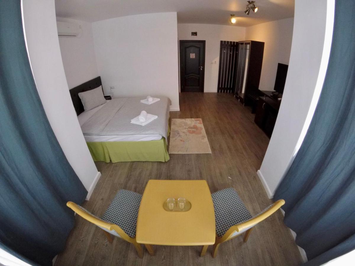Cochet Accommodation Piatra Neamţ Exterior foto