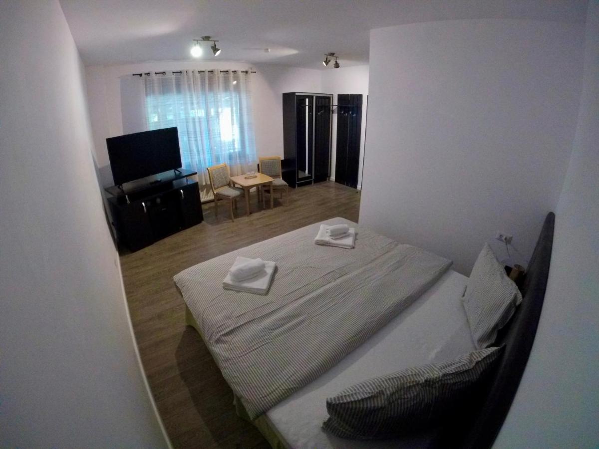 Cochet Accommodation Piatra Neamţ Exterior foto